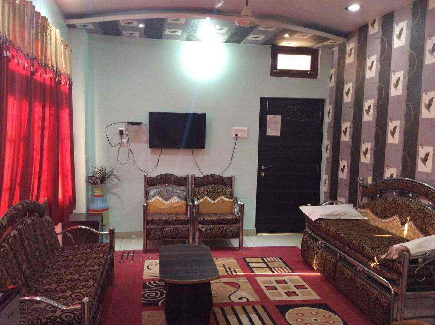 Hotel-Gayatri-Palace-in-Vindhyachal